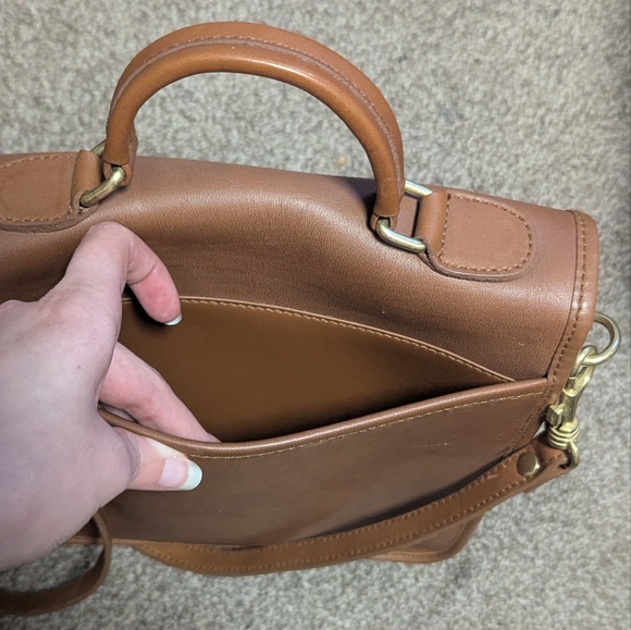 Vintage Turnlock Genuine Leather 90s Satchel Handbag Station Tan Crossbody - Picture 6 of 12